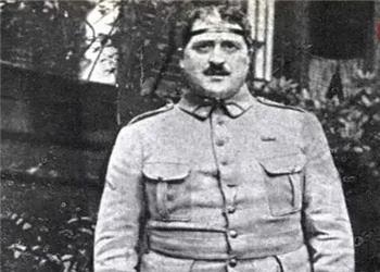 شاعر فرانسوی به اتهام سرقت تابلوی مونالیزا بازداشت شد؛ 15 شهریور 1290